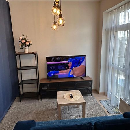 Your Home - Stylish Studio Apartment In Center, With Balcony & Self Check-In Вильнюс Экстерьер фото