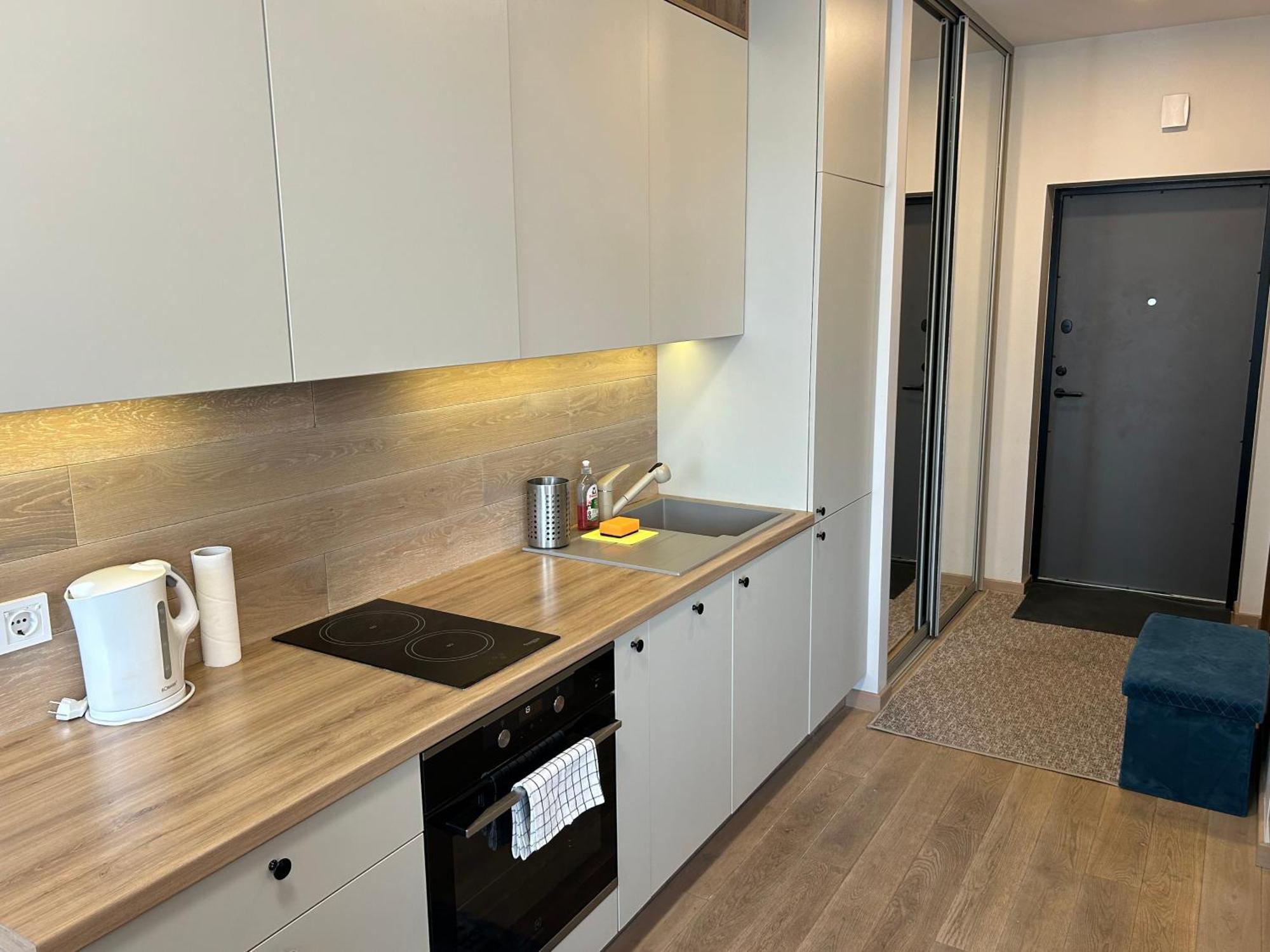 Your Home - Stylish Studio Apartment In Center, With Balcony & Self Check-In Вильнюс Экстерьер фото
