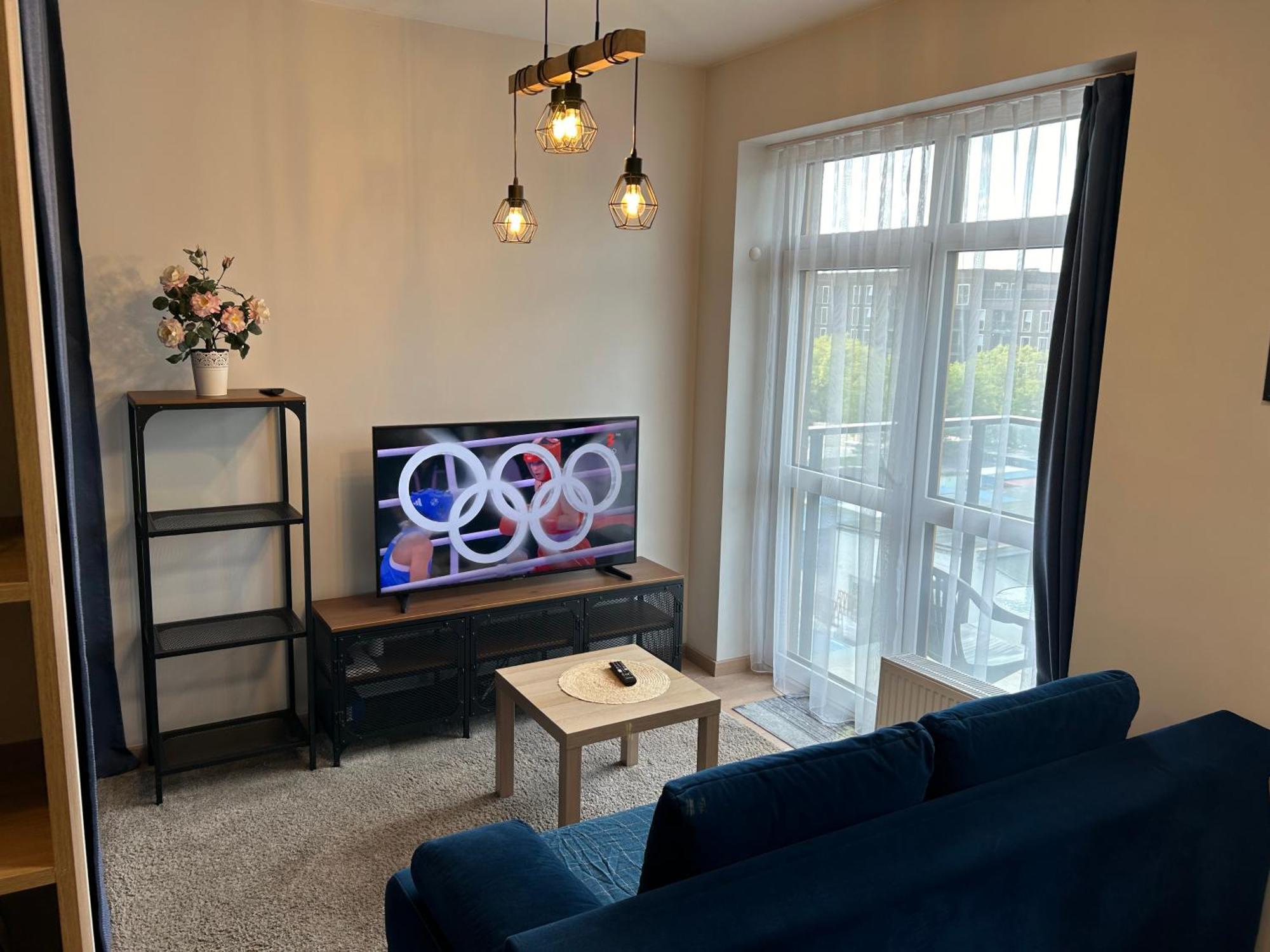 Your Home - Stylish Studio Apartment In Center, With Balcony & Self Check-In Вильнюс Экстерьер фото